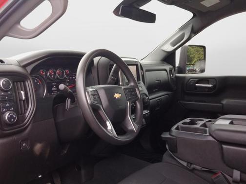 2022 Chevrolet Silverado 2500 Custom