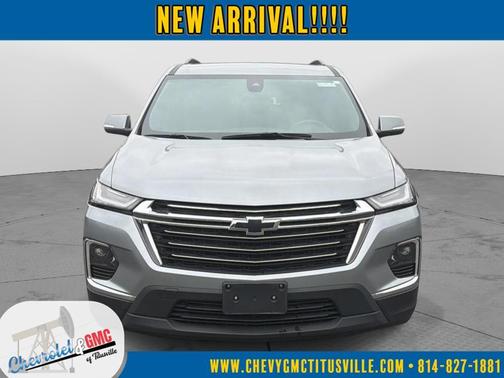 Sterling Gray Metallic 2023 Chevrolet Traverse LT Cloth