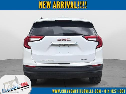 Summit White 2024 GMC Terrain SLE