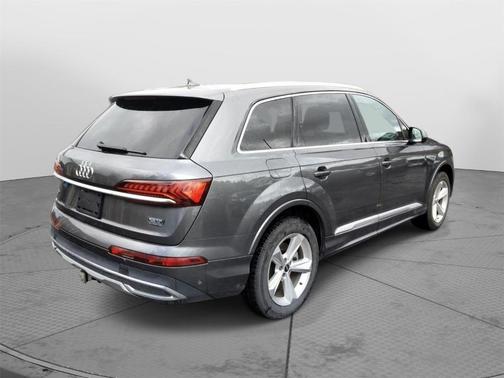 2021 Audi Q7 45 Premium