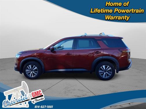 2024 Nissan Pathfinder SL