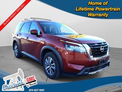 2024 Nissan Pathfinder SL