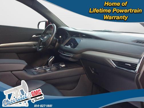 2021 Cadillac XT4 Premium Luxury