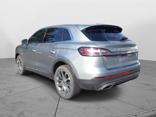 2021 Lincoln Nautilus Reserve