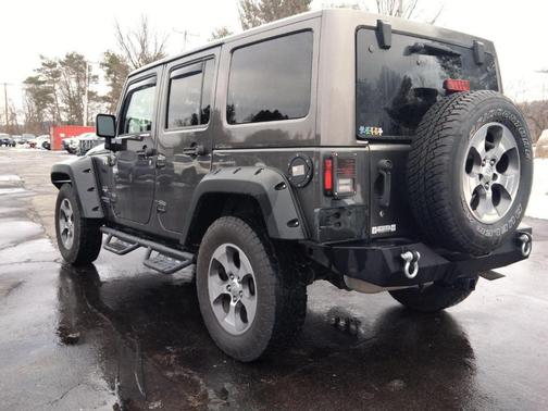 2017 Jeep Wrangler Unlimited Sahara