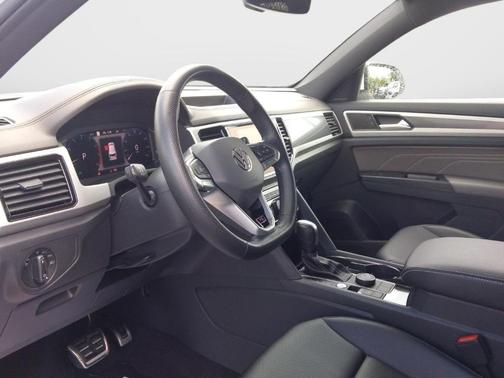 2021 Volkswagen Atlas Cross Sport 3.6L V6 SEL R-Line