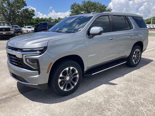 2025 Chevrolet Tahoe LS