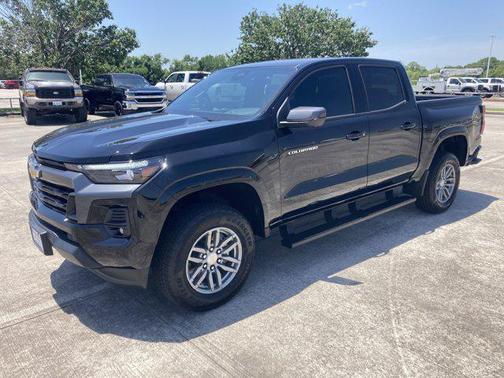 2025 Chevrolet Colorado LT