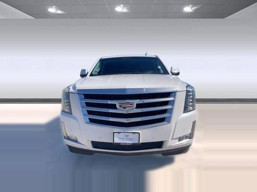 2018 Cadillac Escalade ESV Luxury