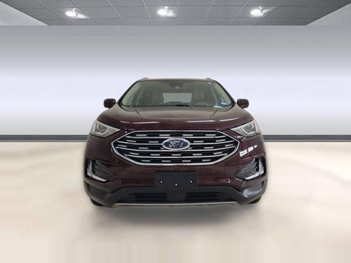 BURGUNDY VELVET MET TINT CC 2022 Ford Edge SEL