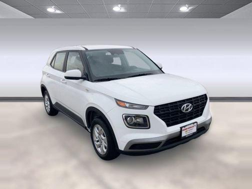 2025 Hyundai VENUE SE