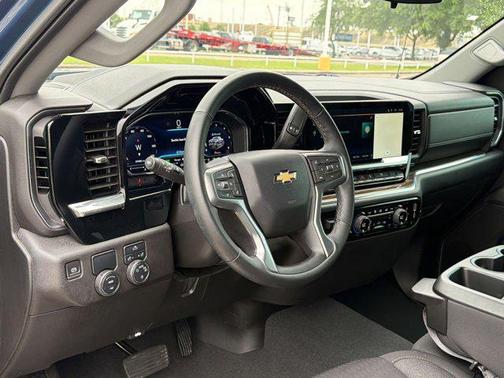 Lakeshore Blue Metallic 2024 Chevrolet Silverado 1500 LT
