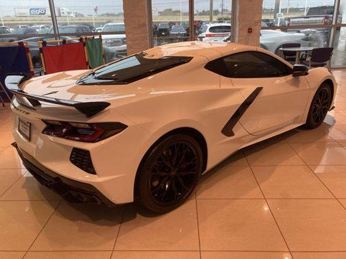 2025 Chevrolet Corvette Stingray w/3LT