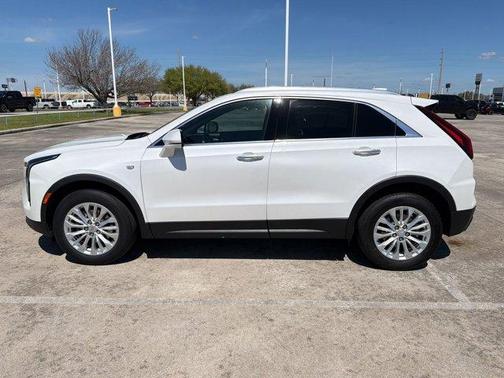 2024 Cadillac XT4 Luxury