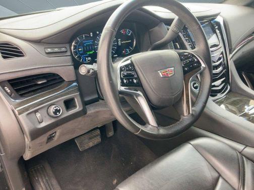 2017 Cadillac Escalade ESV Platinum