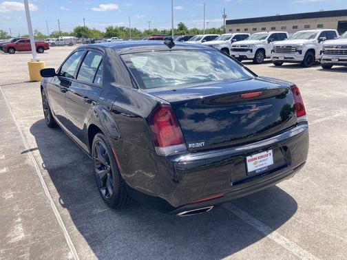 2023 Chrysler 300 S