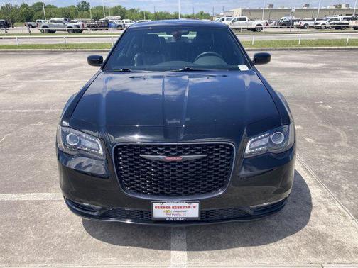 2023 Chrysler 300 S