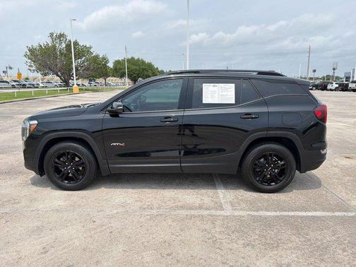 Ebony Twilight Metallic 2022 GMC Terrain AWD AT4