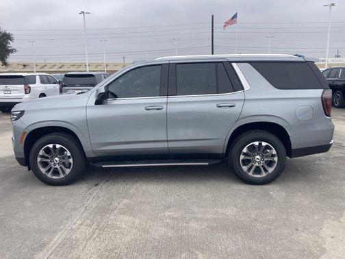 2025 Chevrolet Tahoe LS