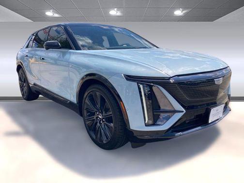 2025 Cadillac LYRIQ Sport