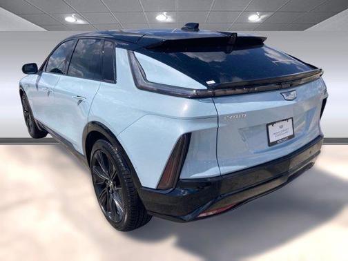 2025 Cadillac LYRIQ Sport