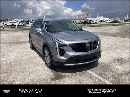 2023 Cadillac XT4 Premium Luxury