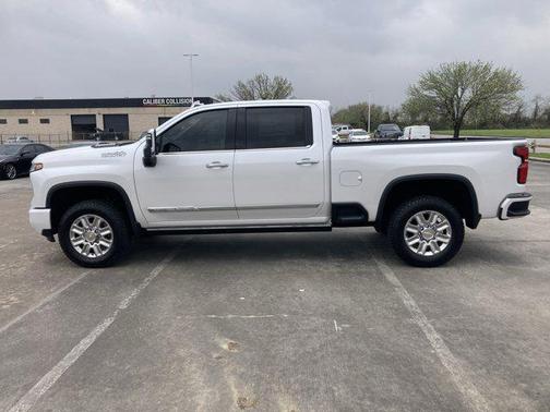 2025 Chevrolet Silverado 2500 High Country