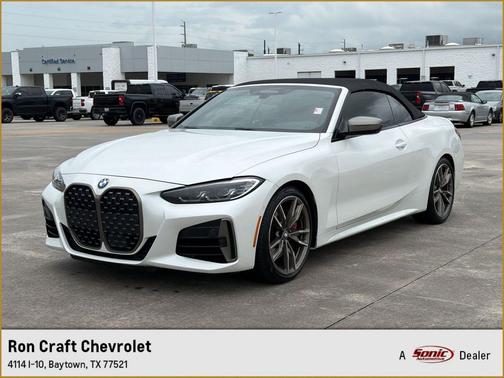 Mineral White Metallic 2022 BMW M440 i