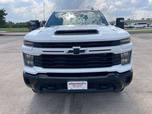2025 Chevrolet Silverado 2500 Custom