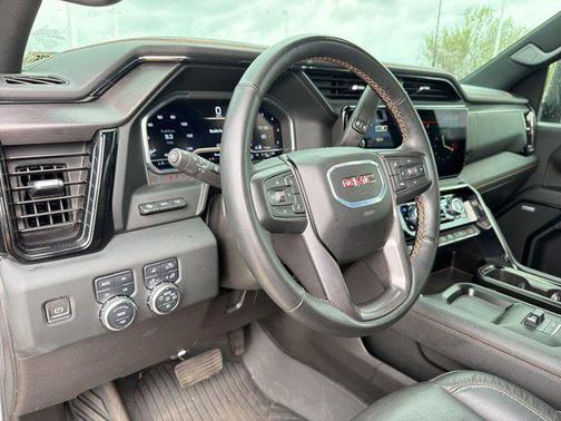 2024 GMC Sierra 2500 AT4