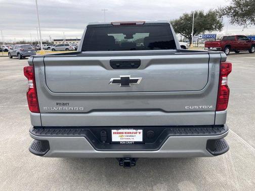 2025 Chevrolet Silverado 1500 Custom
