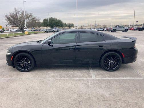 2018 Dodge Charger SXT