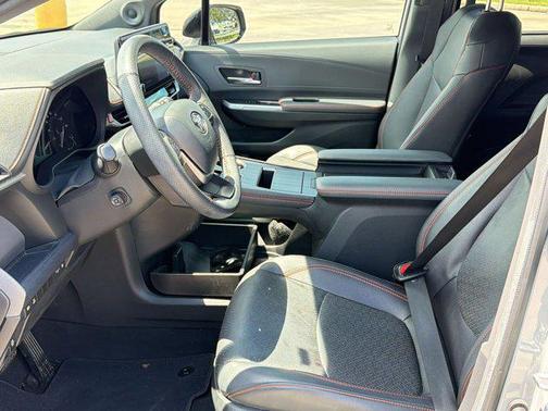 Cement 2024 Toyota Sienna XSE 7 Passenger