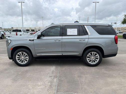 Sterling Metallic 2023 GMC Yukon SLT