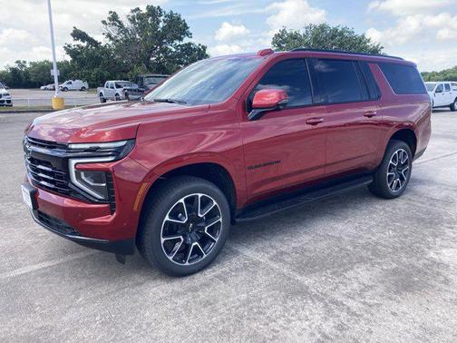 2025 Chevrolet Suburban RST