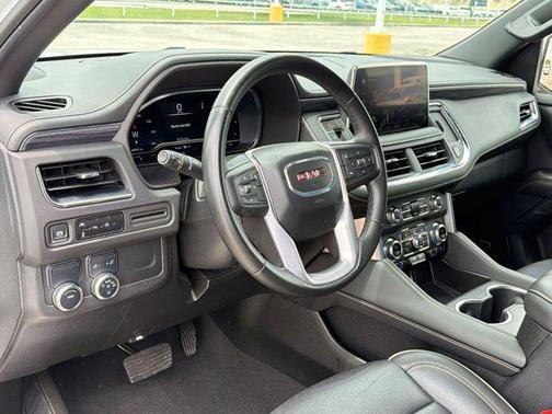 Summit White 2024 GMC Yukon SLT