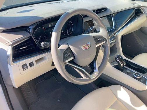 2021 Cadillac XT6 Premium Luxury FWD