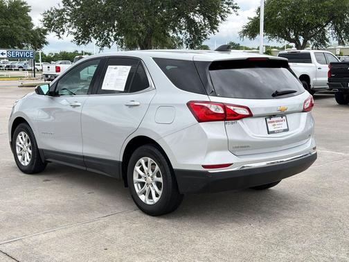 Silver Ice Metallic 2020 Chevrolet Equinox 1LT