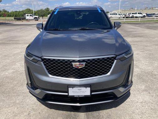 2022 Cadillac XT6 Premium Luxury FWD