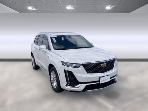 2025 Cadillac XT6 Luxury FWD