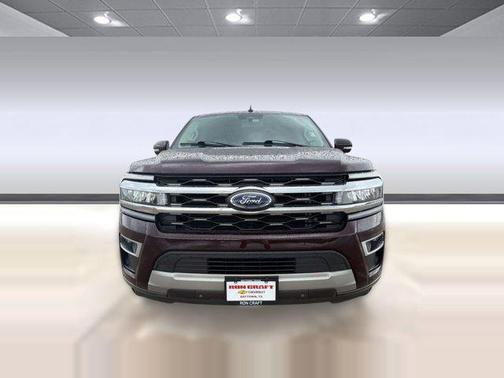 Jewel Red Metallic Tinted Clearcoat 2023 Ford Expedition Limited