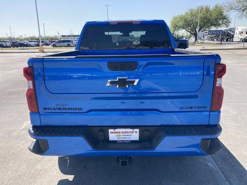 2025 Chevrolet Silverado 1500 Custom