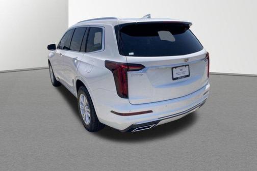 2025 Cadillac XT6 Luxury FWD