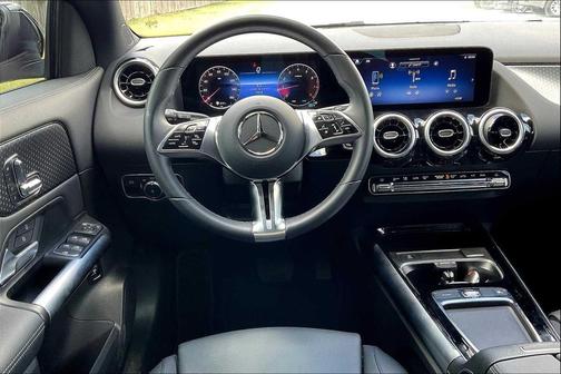 2025 Mercedes-Benz GLA 250 4MATIC