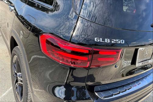 2025 Mercedes-Benz GLB 250 Base