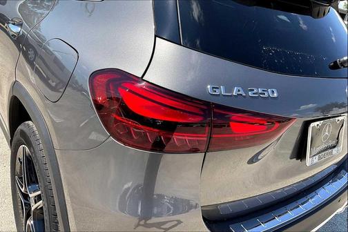 2026 Mercedes-Benz GLA 250 4MATIC