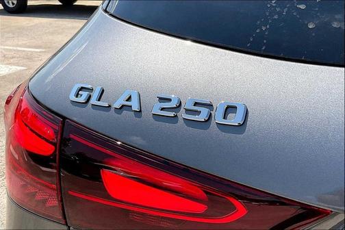 2026 Mercedes-Benz GLA 250 4MATIC