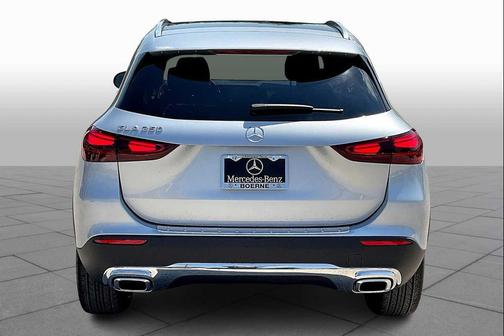 2026 Mercedes-Benz GLA 250 4MATIC