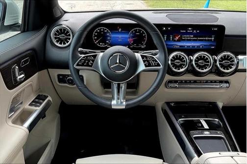 2025 Mercedes-Benz GLB 250 Base