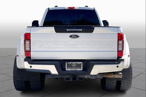 2022 Ford F-350 Lariat